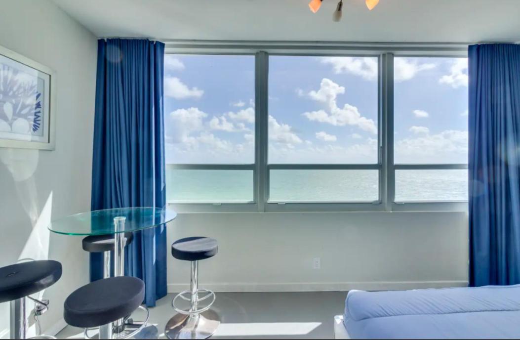 Castle 835 Oceanview Studio On Beach With Pool, Gym, Bars, And Free Parking Miami Beach Exterior foto